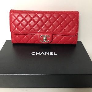 CHANEL Clutch